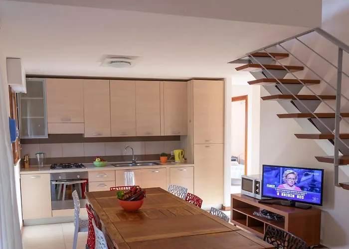 Fiorite Tatil Evi Riola Sardo